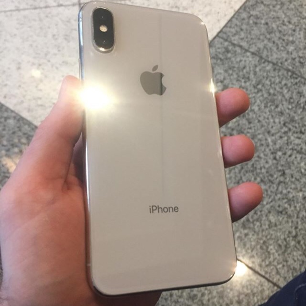 Space Gray iPhone X